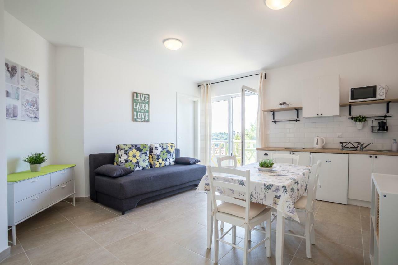 Apartmani Mariela Maslinica Oda fotoğraf